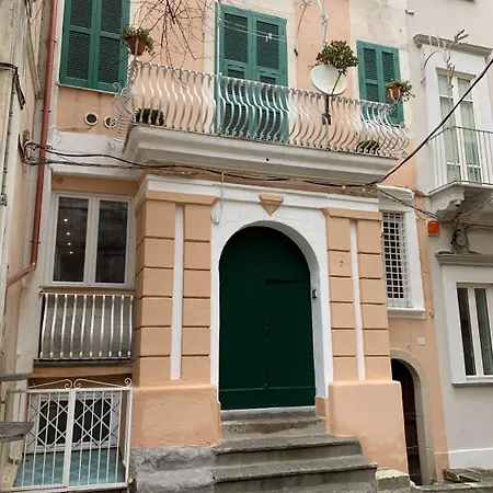 Domus Centro Maison d'hôtes 4*