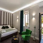 Pensión Domus Centro 4*
