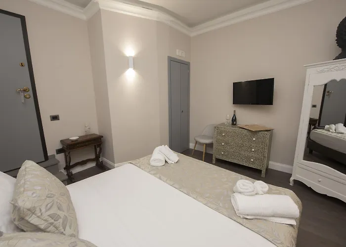 Domus Centro Guest house 4*